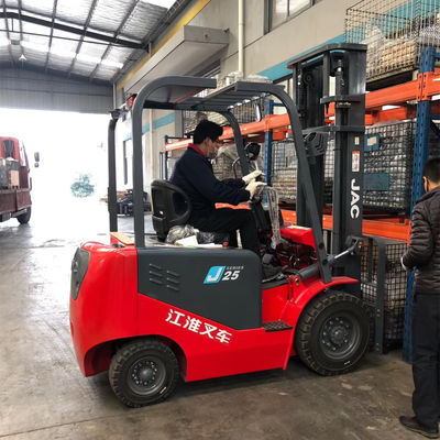 CPD20S dieselbetriebener elektrischer JAC Forklift Truck 2.5T mit Ampere-Verbindungsstück